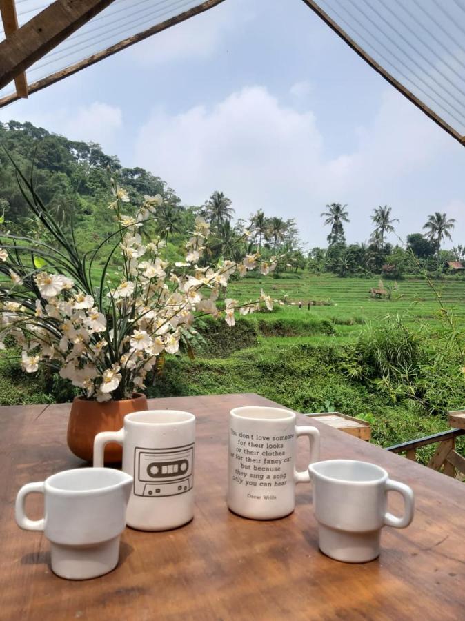Kai Swargaloka Hotel Bandung Luaran gambar
