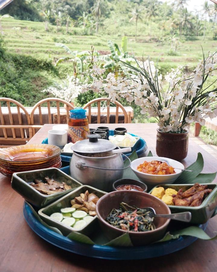 Kai Swargaloka Hotel Bandung Luaran gambar