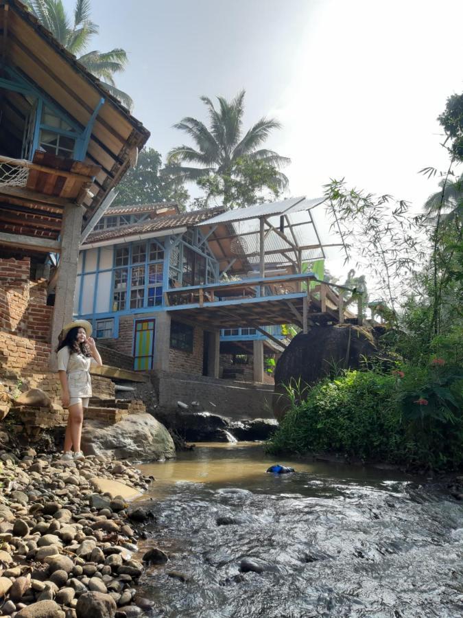 Kai Swargaloka Hotel Bandung Luaran gambar